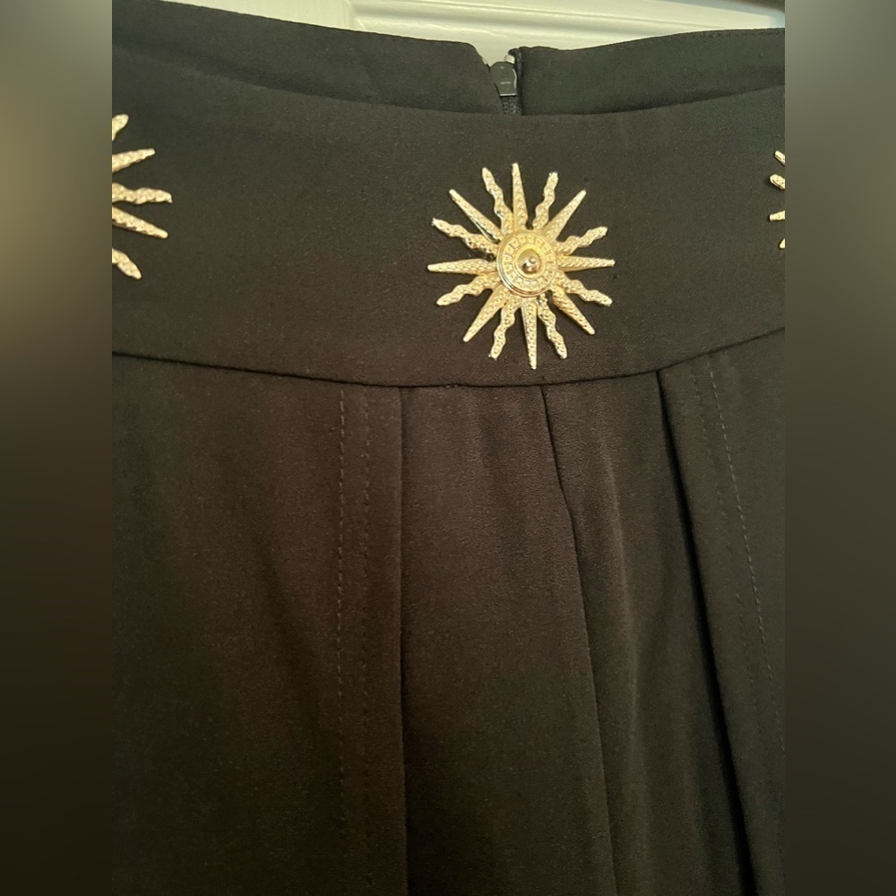 NWT Black trousers with metal sun details - Picture 3 of 6